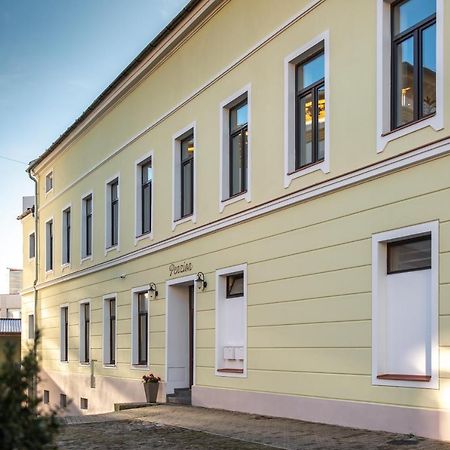 Penzion Stara Posta Frydek-Mistek Bagian luar foto